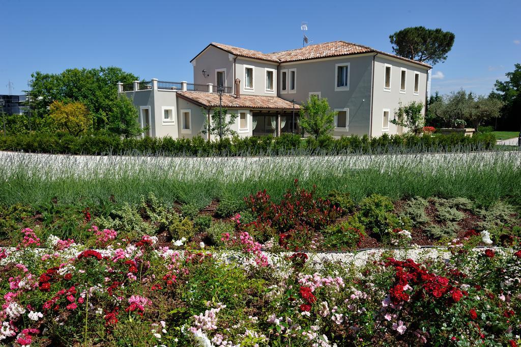 San Giovanni Relais San Giovanni In Marignano Exterior foto