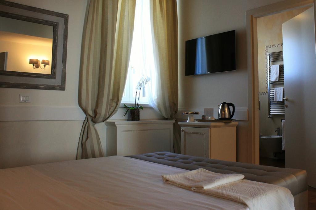 San Giovanni Relais San Giovanni In Marignano Habitación foto