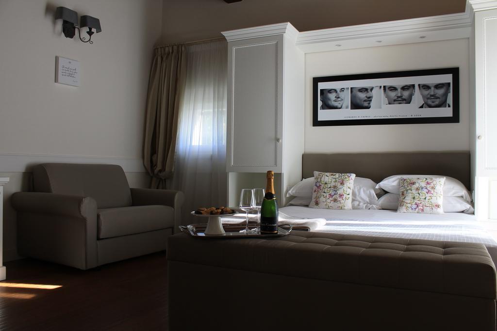 San Giovanni Relais San Giovanni In Marignano Habitación foto